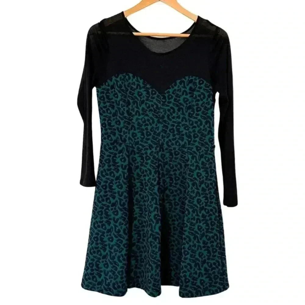 Dynamite Mesh Type Long Sleeve  Slinky Dress Floral Paisley Mini Dress Women's L